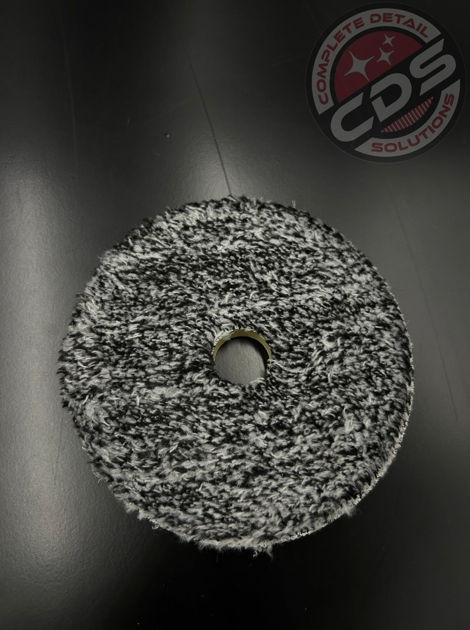 Buff and Shine- 5" Uro Microfiber Finishing Pad- Black and White- 592MFP