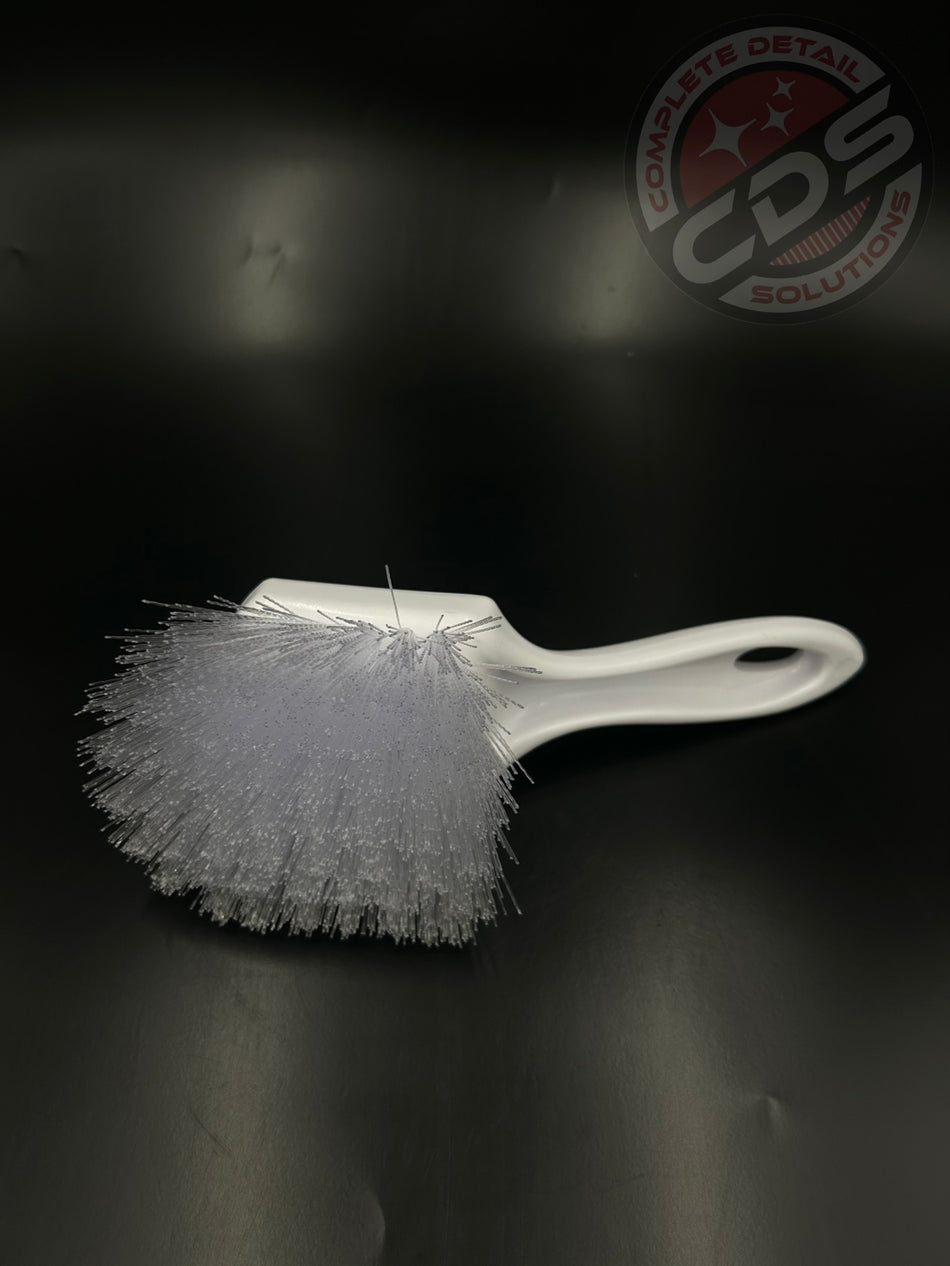 SM Arnold- White utility scrub brush- 9 inch- 85-611
